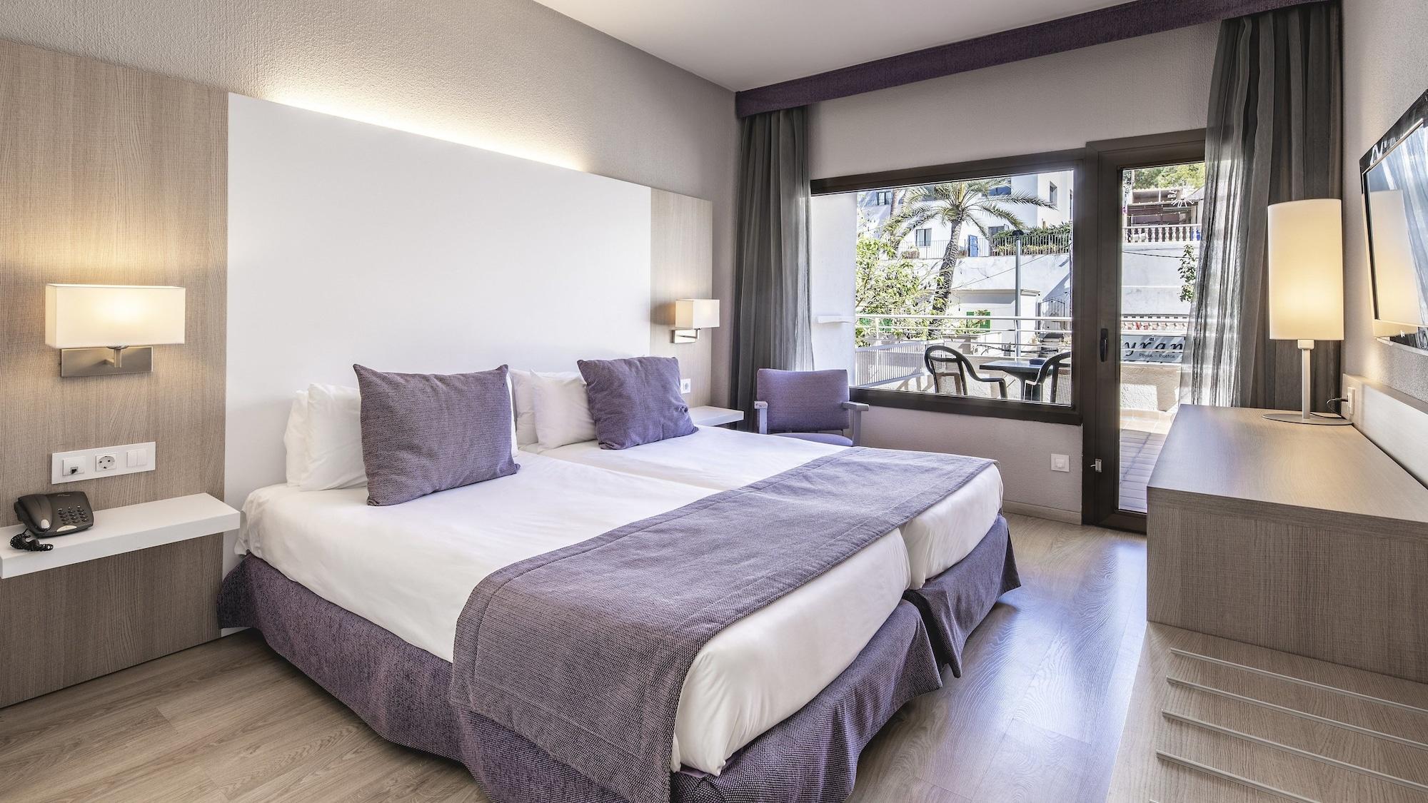 Hotel Be Live Adults Only Marivent Palma de Mallorca Exterior photo